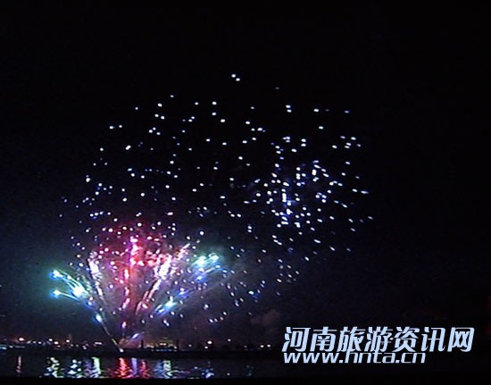 09年鄭東新區(qū)元宵晚會(huì)-焰火照片