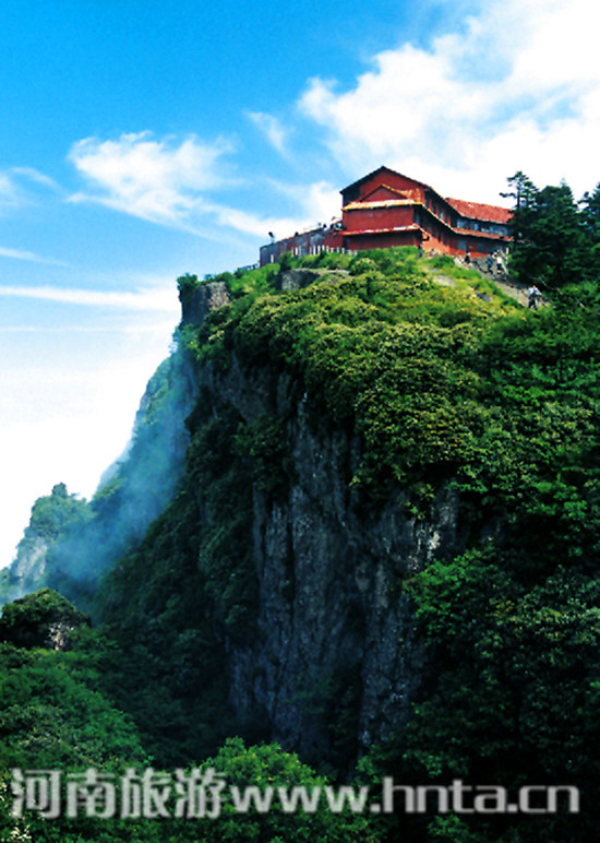 暑假國(guó)內(nèi)最適合學(xué)生旅游勝地